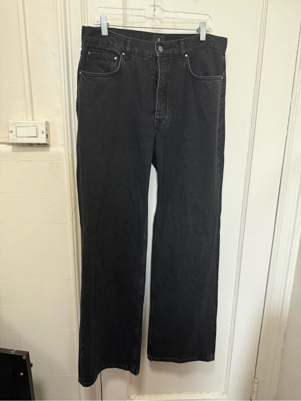 Anine Bing women’s size 31 Black Straight Jeans Hugh style